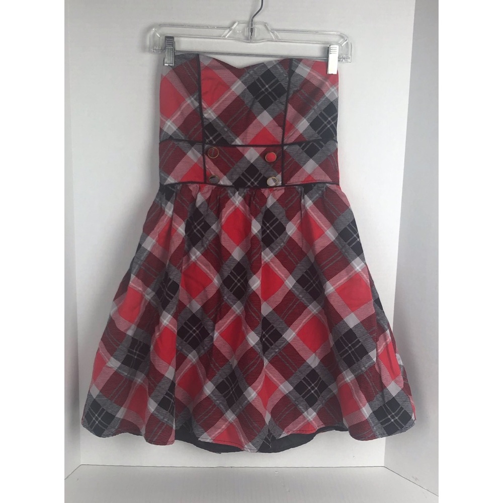 Charlotte Russe Strapless Plaid Mini Dress 💜HP 💜